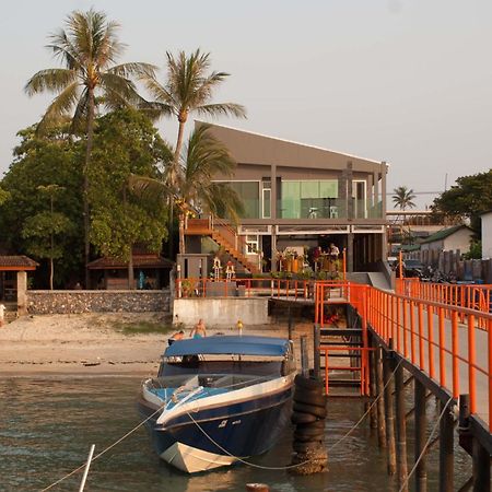 Marina Residence Bang Rak Beach  Exteriör bild