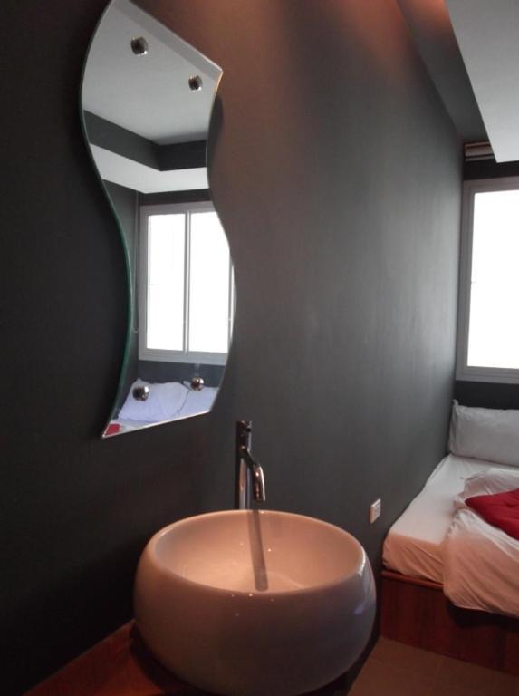 Marina Residence Bang Rak Beach  Rum bild